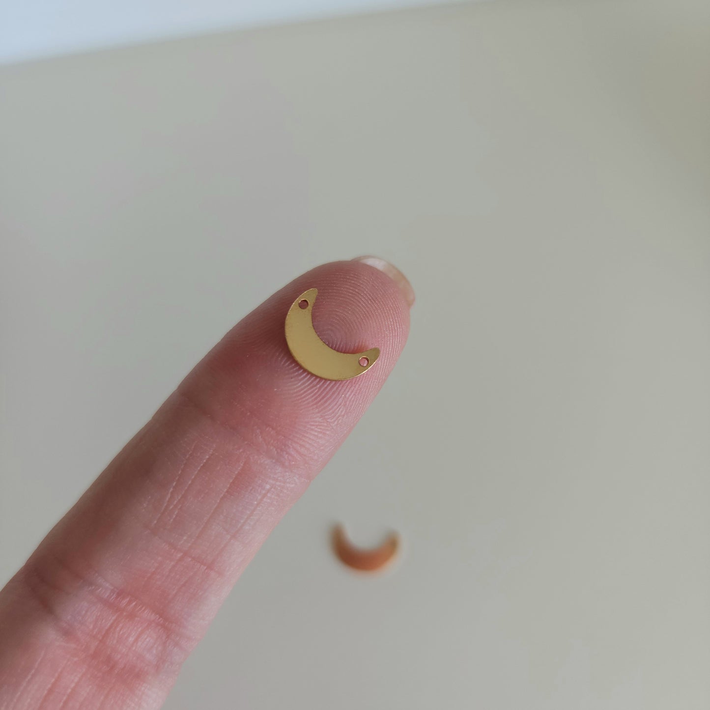 14k gold filled permanent jewellery moon connector wholesale