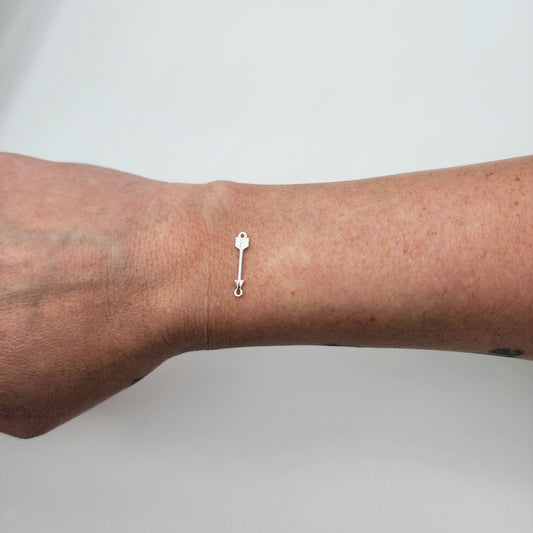 Silver arrow connector size