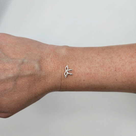 Silver thin bow collector size