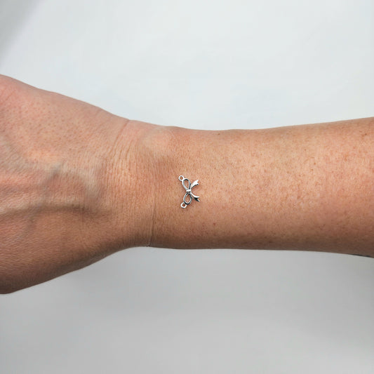 Silver bow connector size