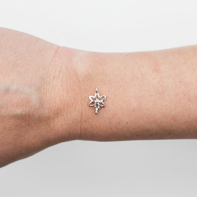 Silver flower connector size