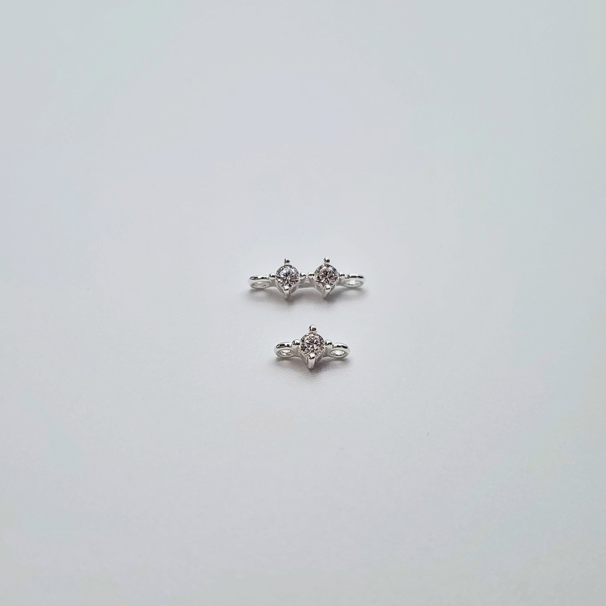 Permanent jewellery cz connectors group