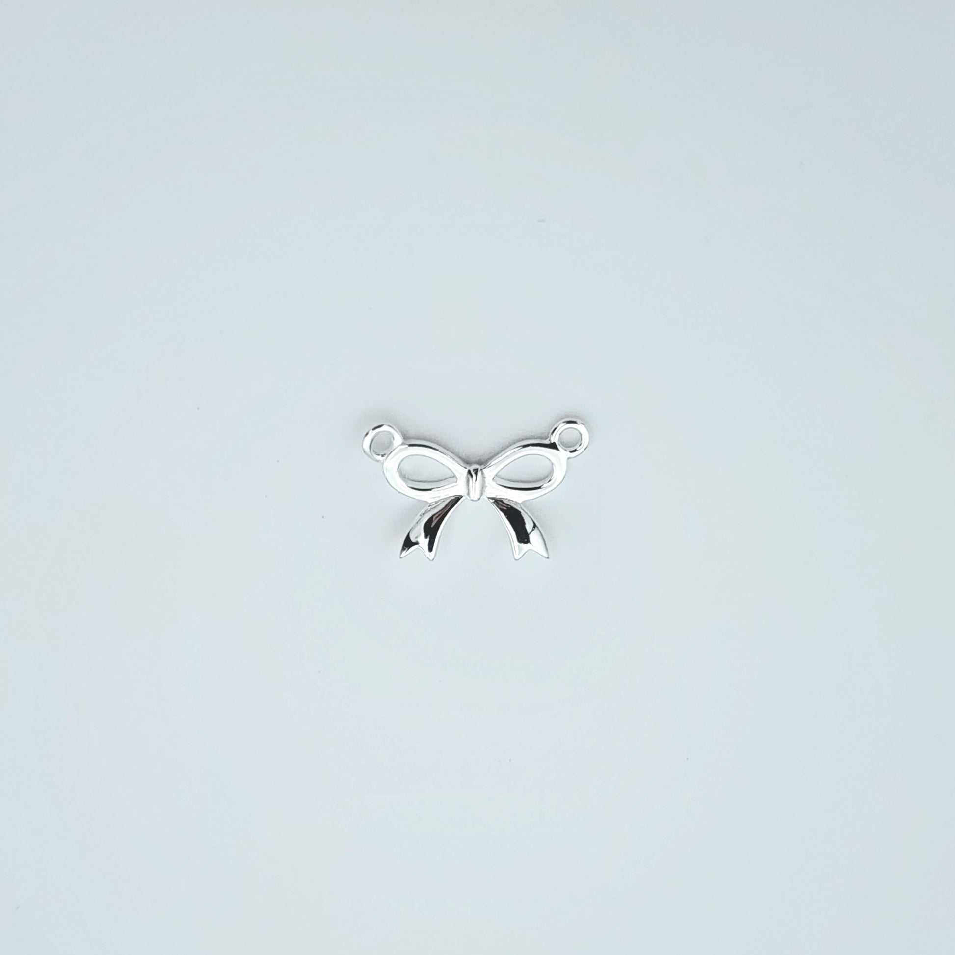 Silver bow connector