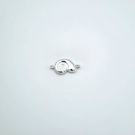 Silver sea snail connector